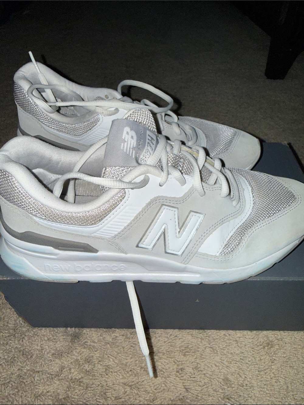 New Balance Women’s Sneakers in White and Light Gray